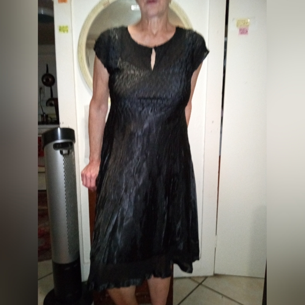 LITTLE BLACK DRESS